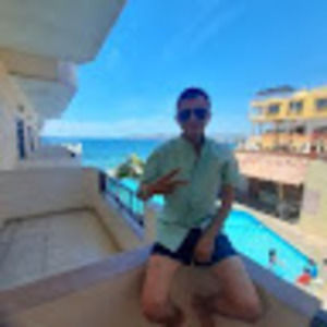 Meet your Posher, Dead